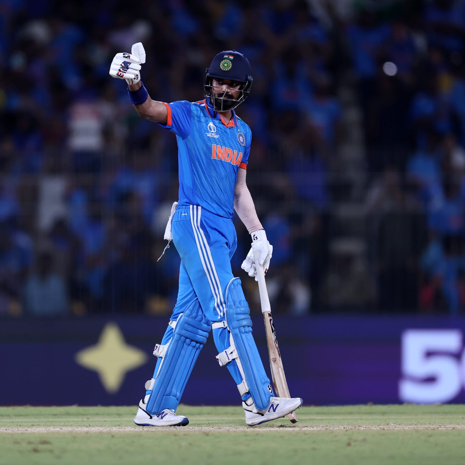 image of KL Rahul and Virat Kohli